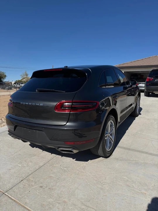 2017 Porsche Macan - Image 4 of 15