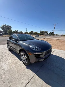 2017 Porsche Macan