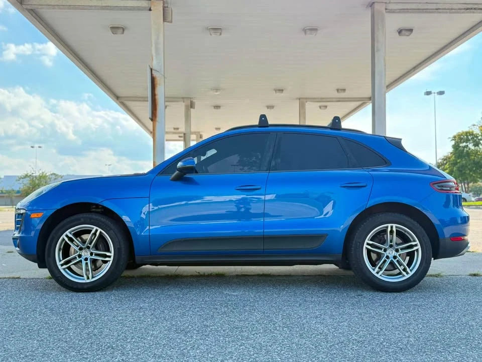 2017 Porsche Macan - Image 3 of 17