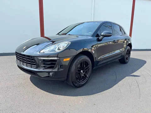 2017 Porsche Macan Macan