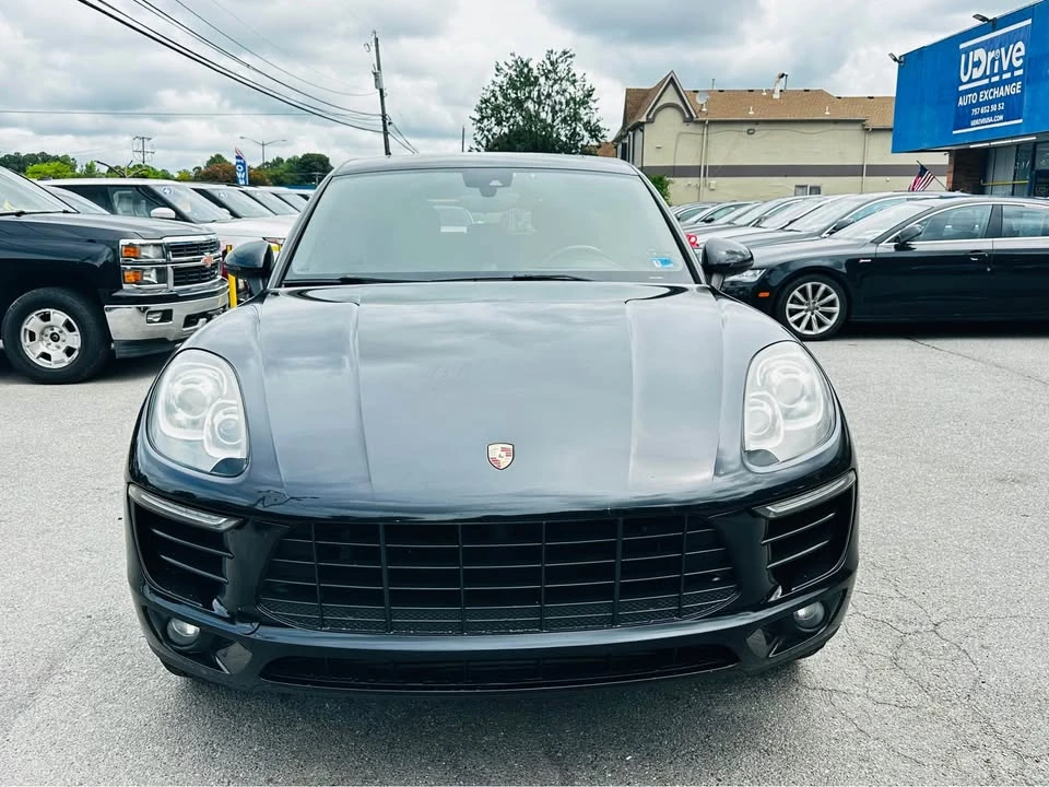 2017 Porsche Macan - Image 2 of 20