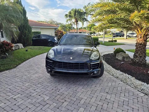 2017 Porsche Macan