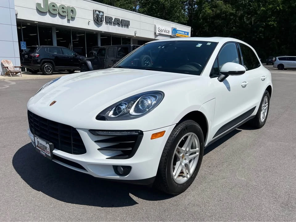 2017 Porsche Macan - Image 4 of 20
