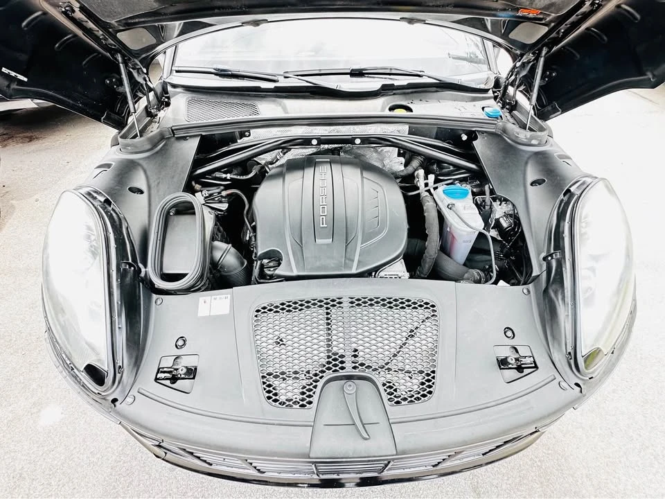 2017 Porsche Macan - Image 20 of 20