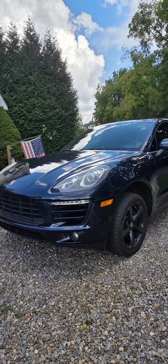 2017 Porsche Macan - Image 14 of 16