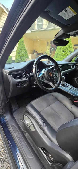 2017 Porsche Macan - Image 3 of 16