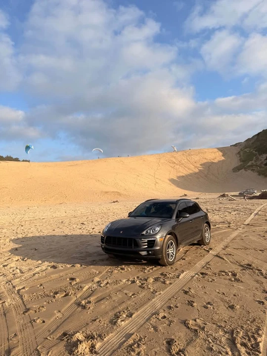 2017 Porsche Macan - Image 2 of 9