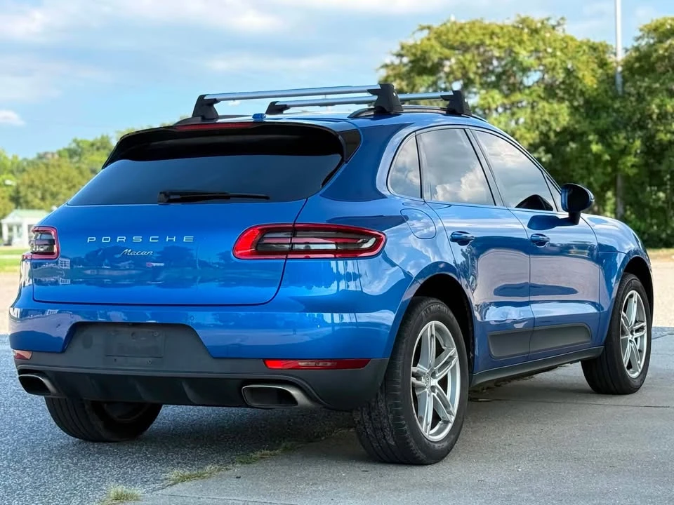 2017 Porsche Macan - Image 5 of 17