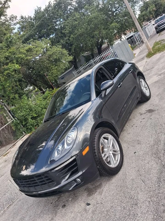 2017 Porsche Macan - Image 12 of 12