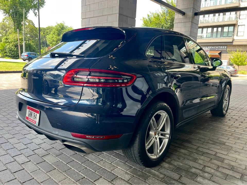 2017 Porsche Macan - Image 4 of 13