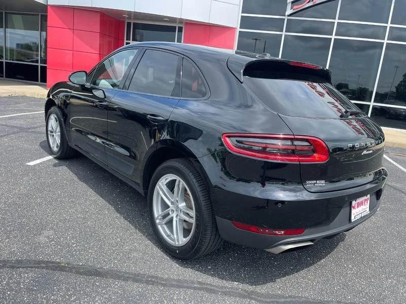 2017 Porsche Macan - Image 3 of 6