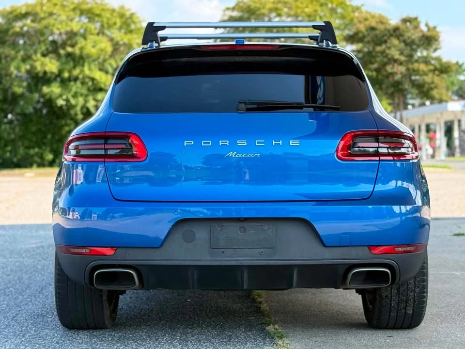 2017 Porsche Macan - Image 4 of 17