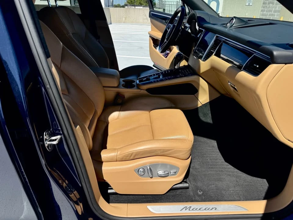 2017 Porsche Macan - Image 8 of 13