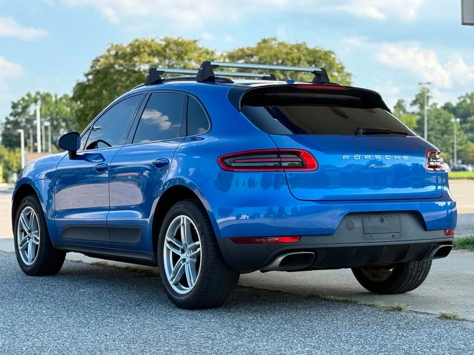 2017 Porsche Macan - Image 6 of 17