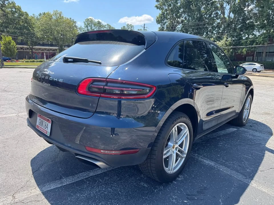 2017 Porsche Macan - Image 4 of 12