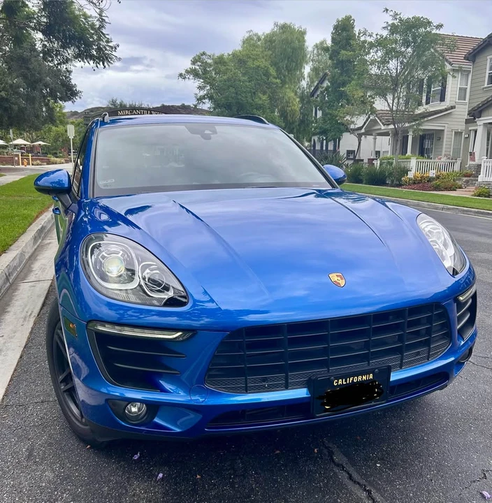 2017 Porsche Macan - Image 2 of 8