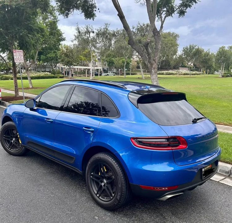 2017 Porsche Macan - Image 3 of 8