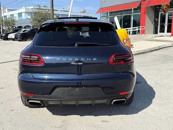2017 Porsche Macan - Image 4 of 7