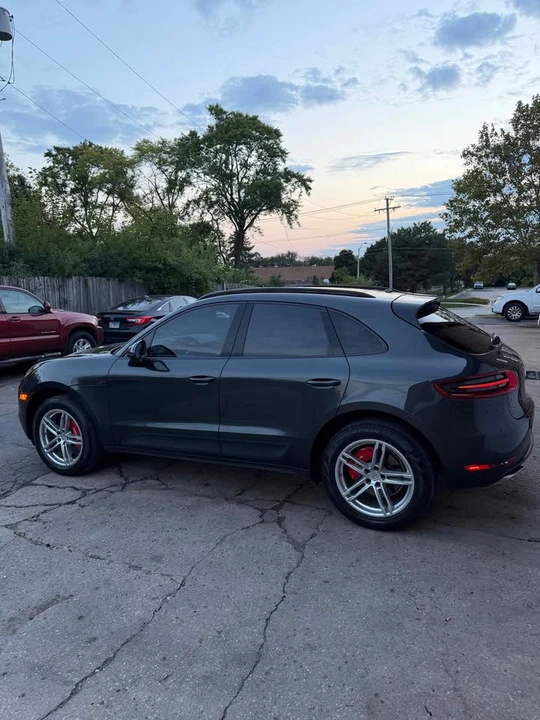2017 Porsche Macan - Image 4 of 18