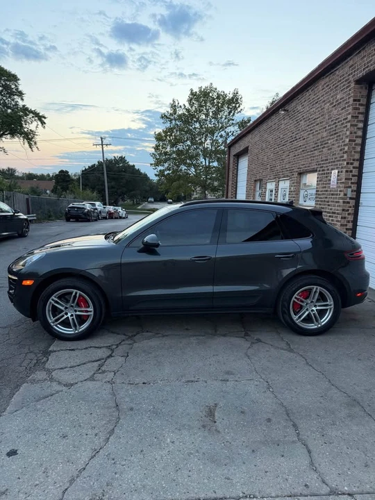 2017 Porsche Macan - Image 3 of 18
