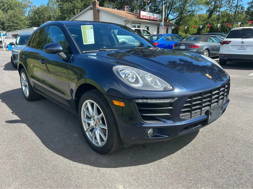 2017 Porsche Macan - Image 3 of 10