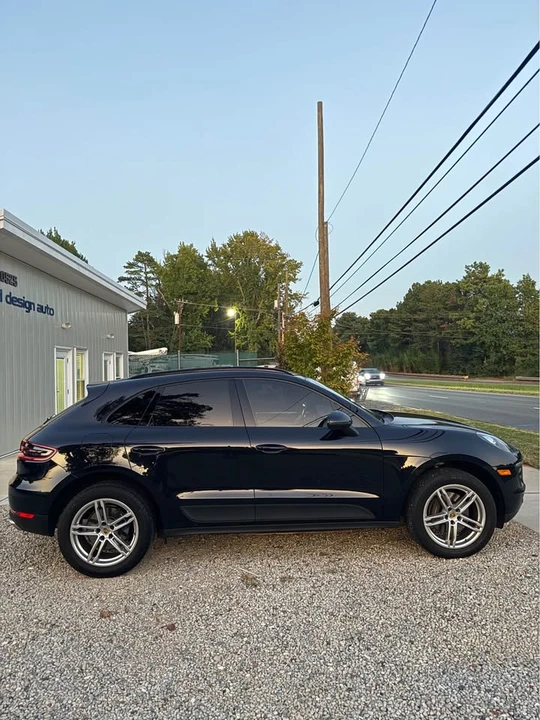 2017 Porsche Macan - Image 7 of 20