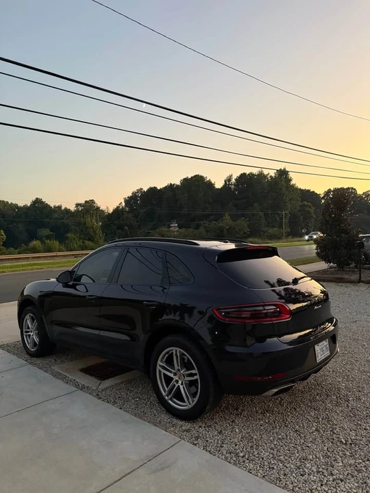 2017 Porsche Macan - Image 4 of 20