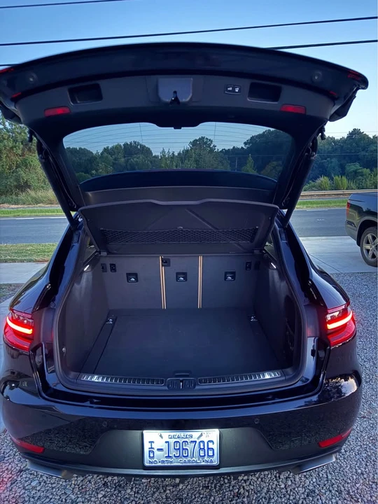 2017 Porsche Macan - Image 15 of 20