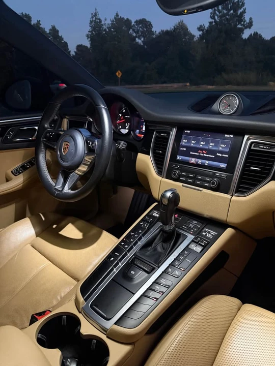 2017 Porsche Macan - Image 20 of 20