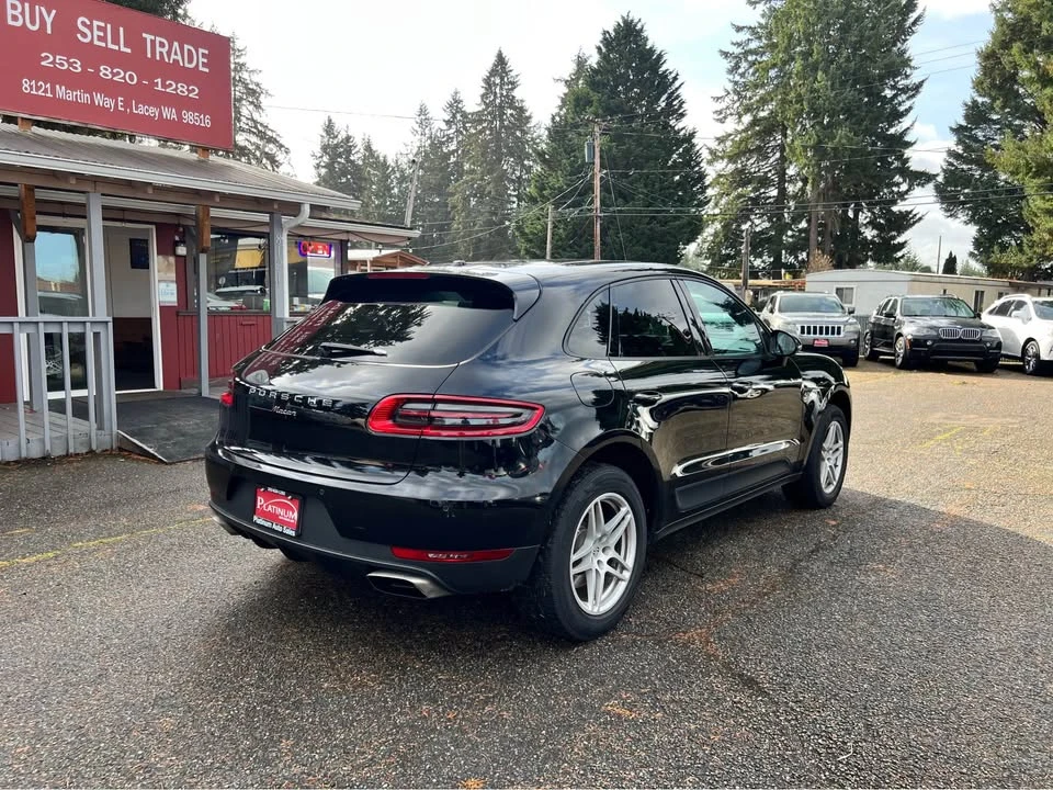 2017 Porsche Macan - Image 6 of 17