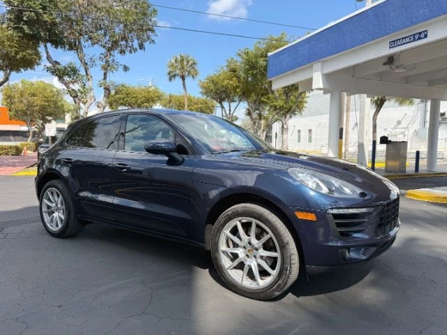 2017 Porsche Macan GTS - Image 7 of 21