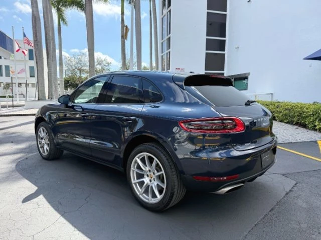 2017 Porsche Macan GTS - Image 3 of 21