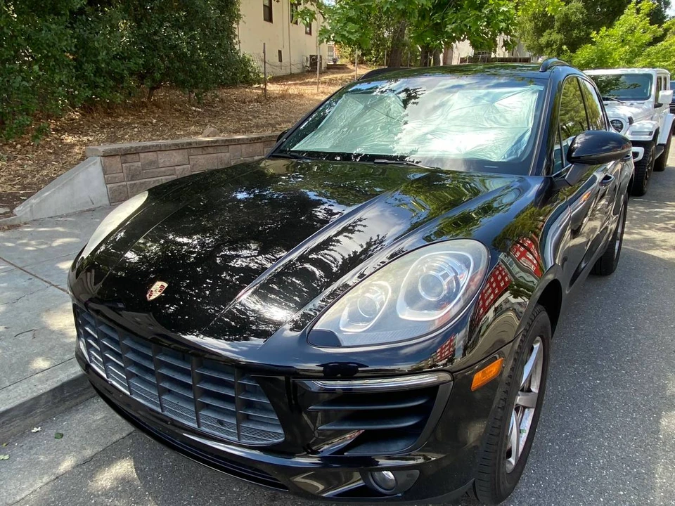 2017 Porsche Macan - Image 14 of 15