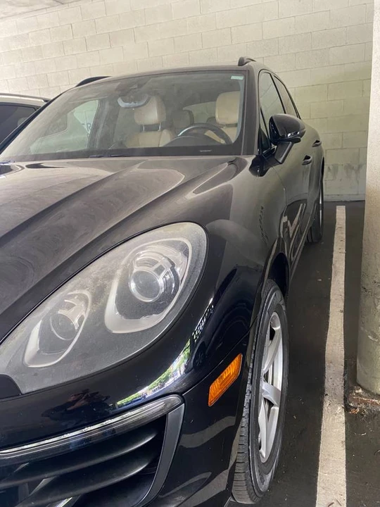 2017 Porsche Macan - Image 2 of 8