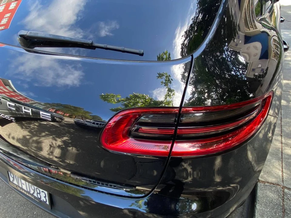 2017 Porsche Macan - Image 15 of 15