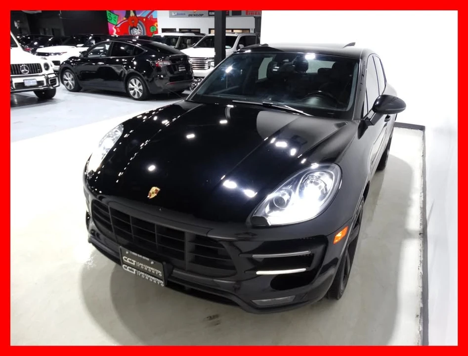 2017 Porsche Macan Turbo - Image 3 of 20