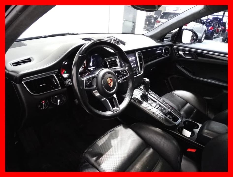 2017 Porsche Macan Turbo - Image 9 of 20