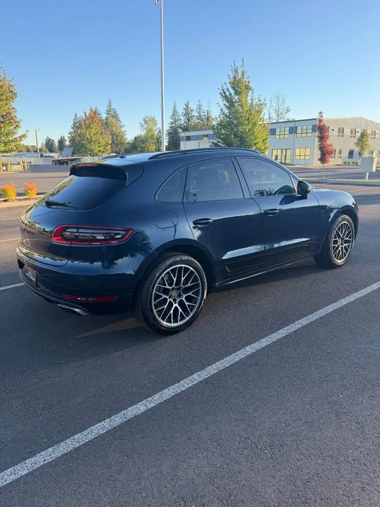 2017 Porsche Macan Turbo - Image 3 of 19