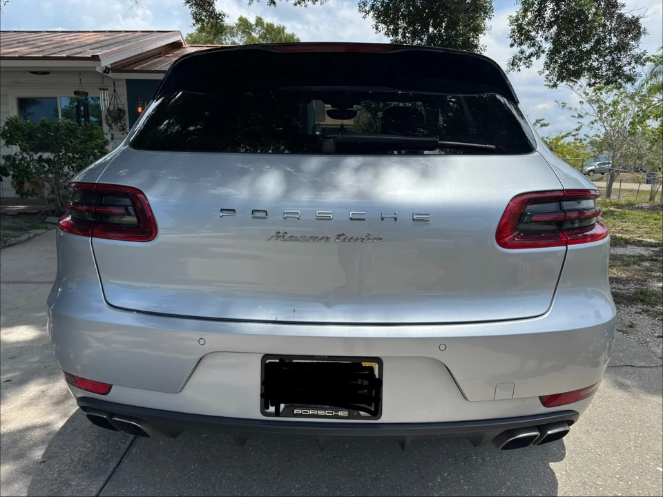 2017 Porsche Macan Turbo - Image 3 of 19
