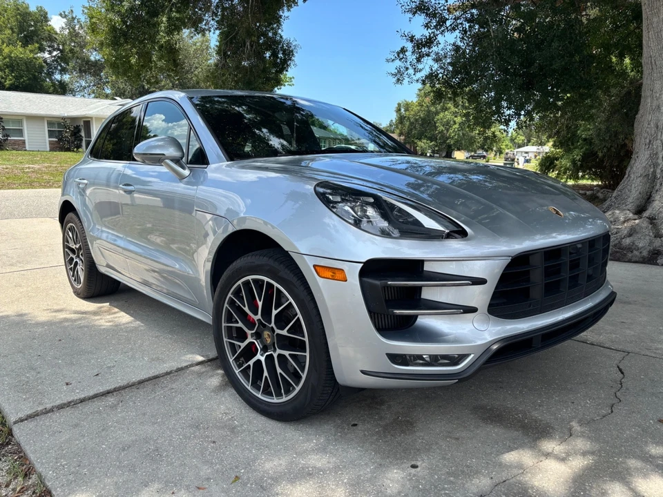2017 Porsche Macan Turbo - Image 2 of 19