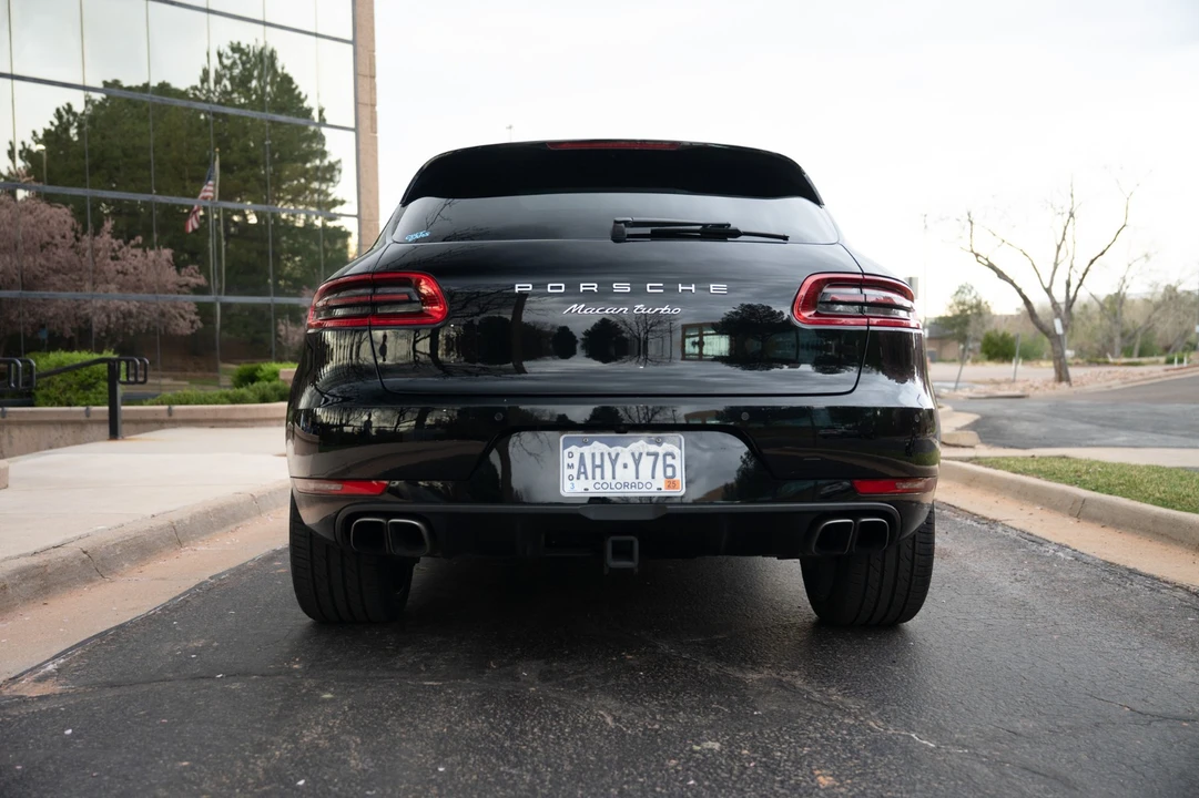 2017 Porsche Macan Turbo - Image 5 of 31