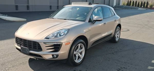 2017 Porsche Macan Turbo - Image 9 of 12
