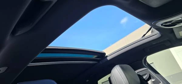 2017 Porsche Macan Turbo - Image 12 of 12