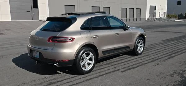 2017 Porsche Macan Turbo - Image 7 of 12