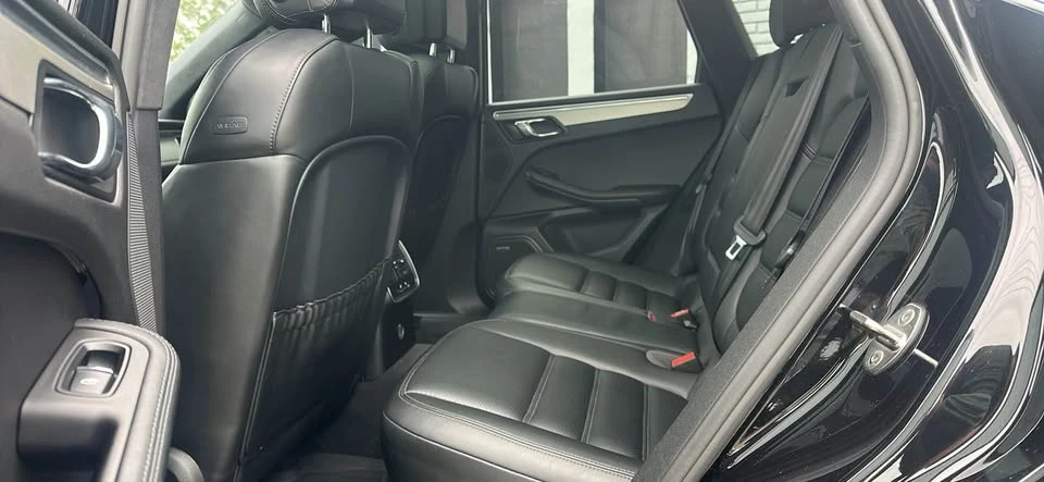 2017 Porsche Macan Turbo - Image 3 of 7