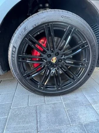 2017 Porsche Macan Turbo - Image 17 of 21