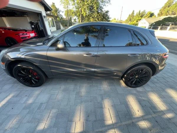 2017 Porsche Macan Turbo - Image 13 of 21