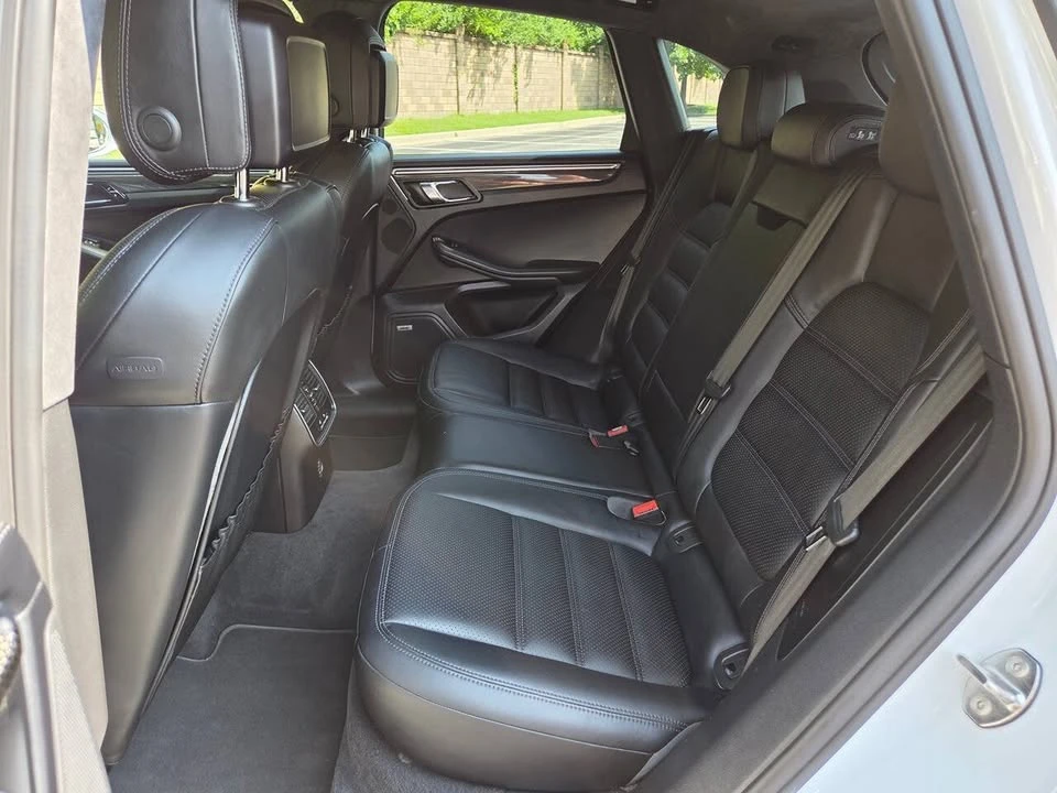 2017 Porsche Macan Turbo - Image 20 of 20