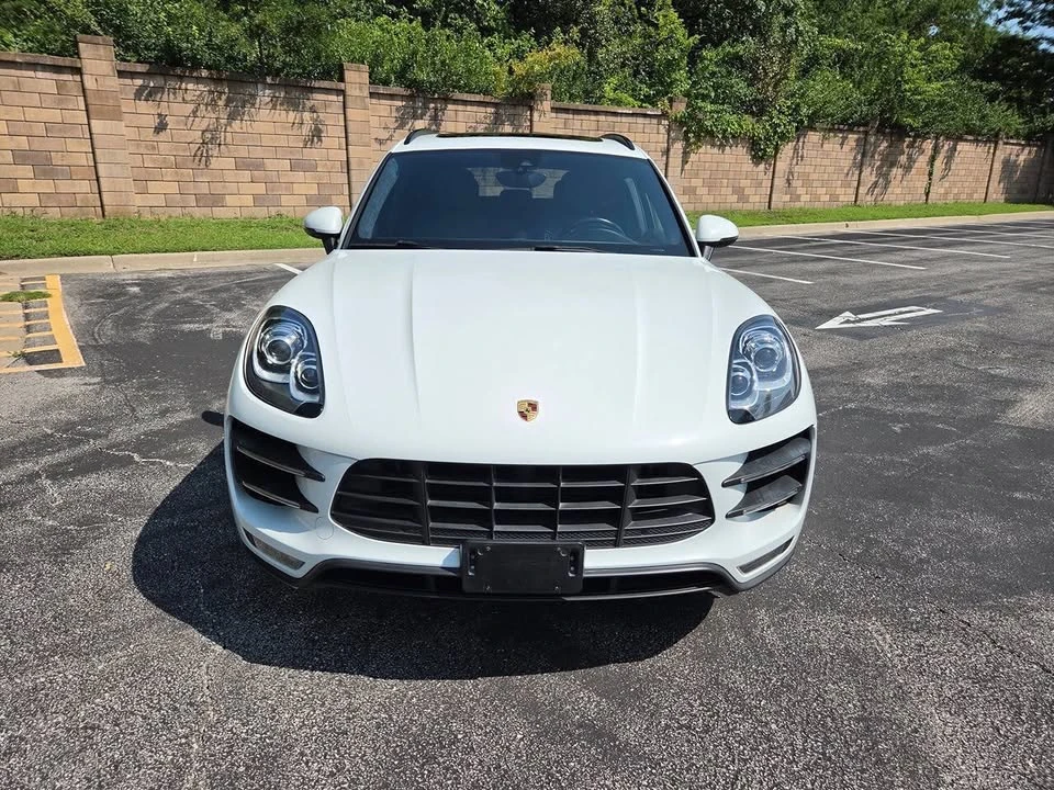 2017 Porsche Macan Turbo - Image 8 of 20