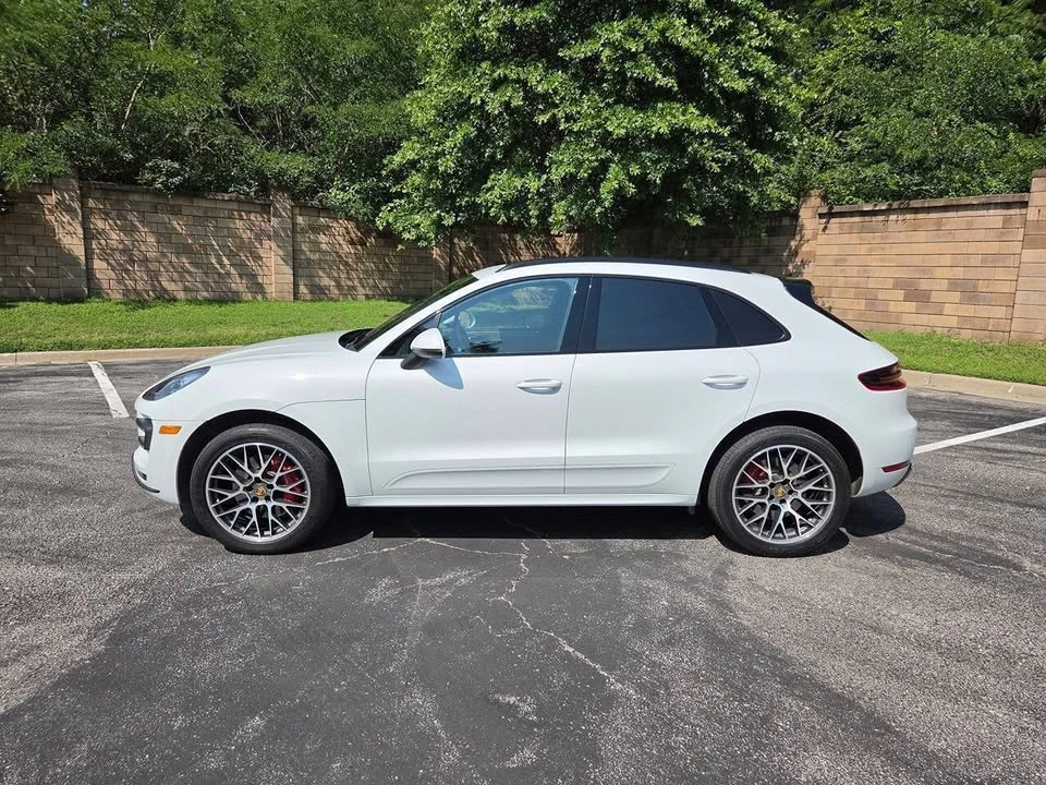 2017 Porsche Macan Turbo - Image 2 of 20